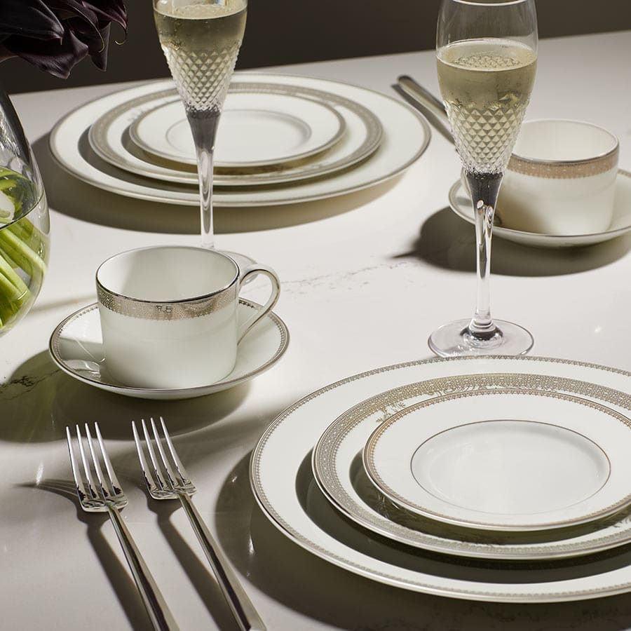 Wedgwood Vera Wang Lace Platinum 10 Piece Crockery Set